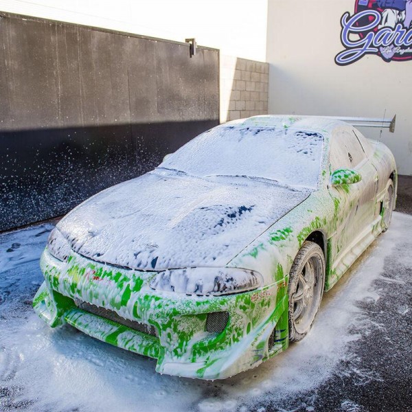 BlackLight Car Wash Soap (473ml)