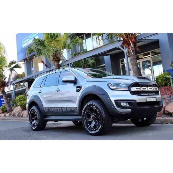 MONSTER FLARES TO SUIT FORD EVEREST