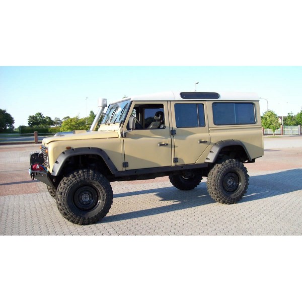 MONSTER FLARES TO FIT LAND ROVER DEFENDERS